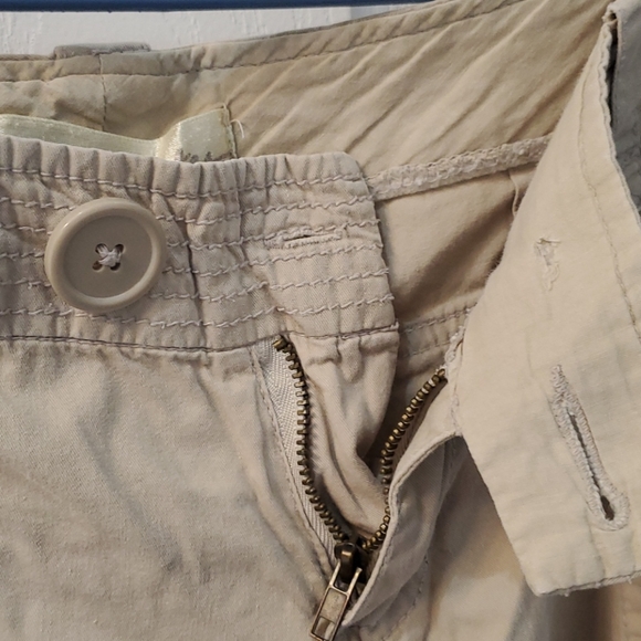 Capris - Picture 5 of 5